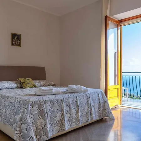 La Casetta Di Rosetta Breathtaking Sea View Vakantiehuis Nerano